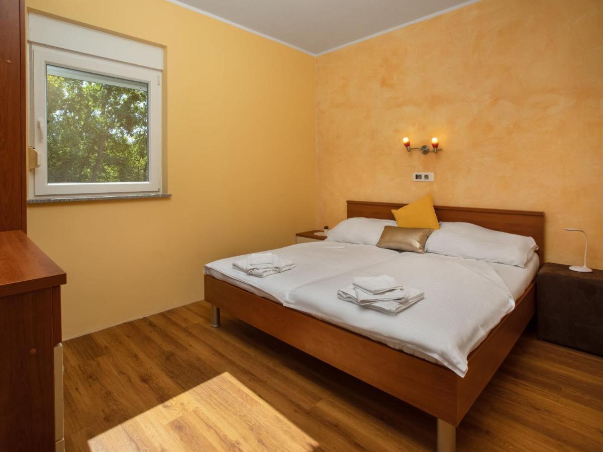 Holiday Home Lavendel - MLK159 Dobrinj Exterior foto